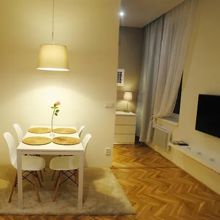 Apartments Centre In Style Olomouc Exterior photo