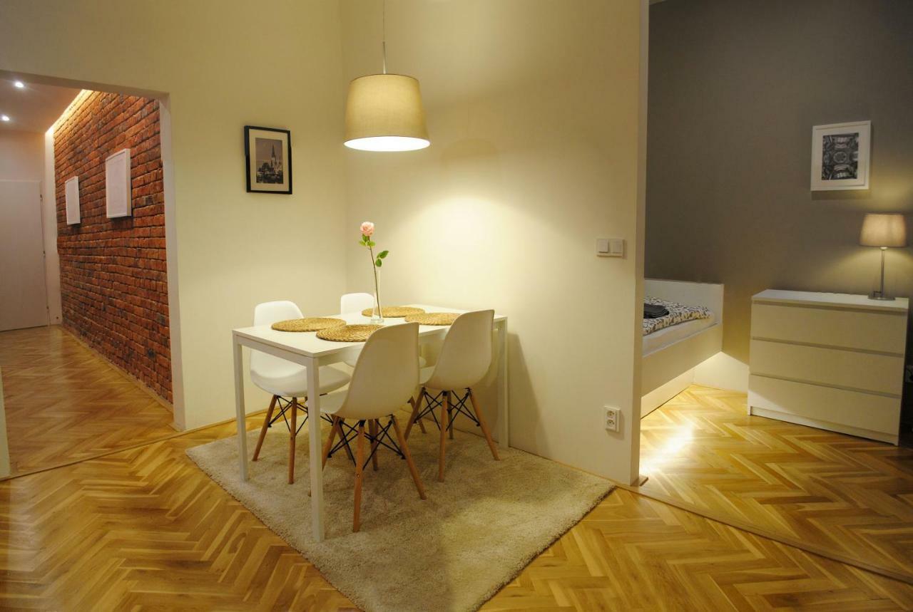 Apartment Centre In Style
